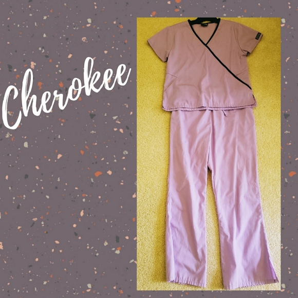 Cherokee Scrub Set